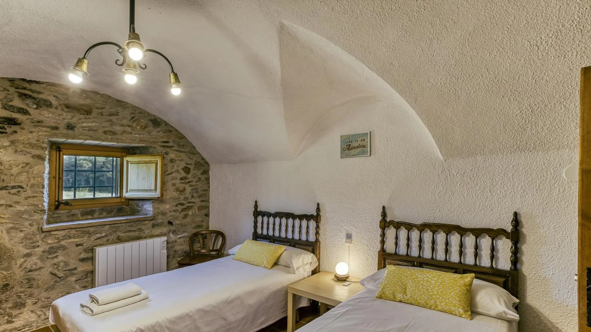 Mas Cases Girona Villa